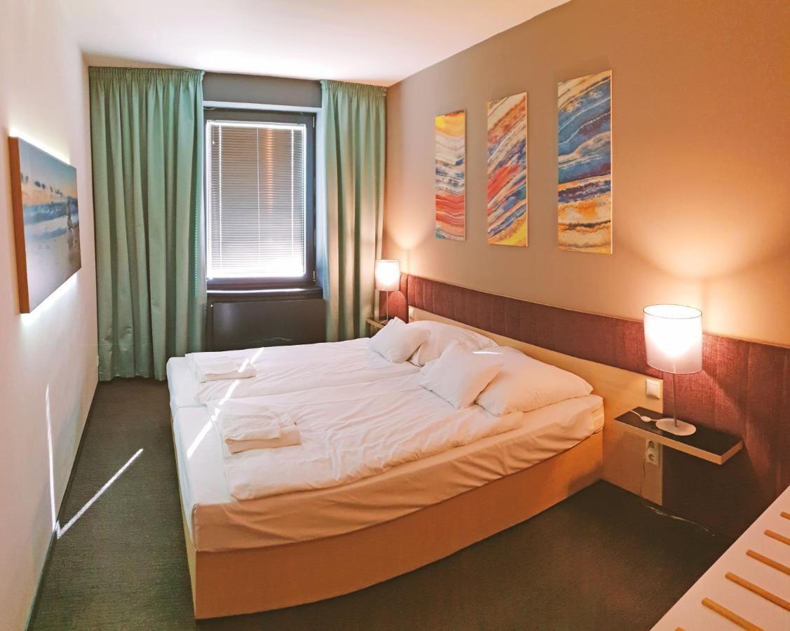Orion Apartman Sarvar Exterior photo